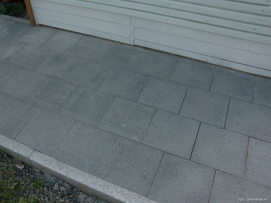 Granitt Helle 30x30x4 Mrk