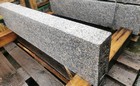 Granitt Kantstein 10x25 Finprikket3